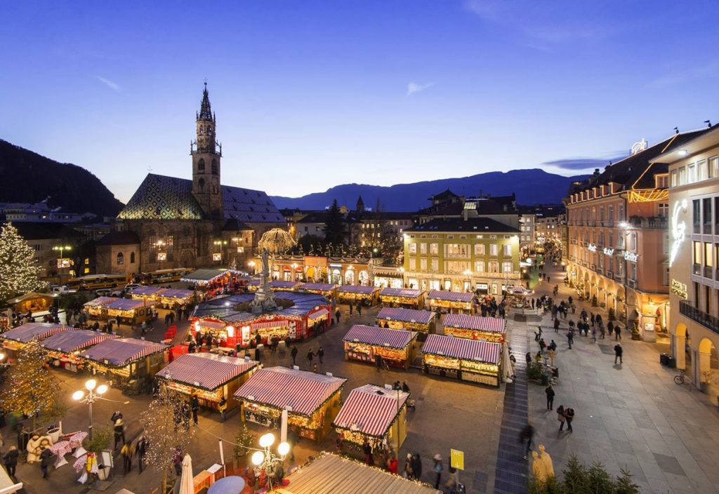 Winter Vacation in Italy and visit the Christmas Market of Bolzano