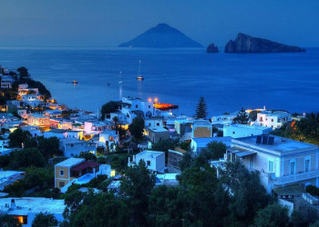 Before You Book That Hotel in Italy, Read This.