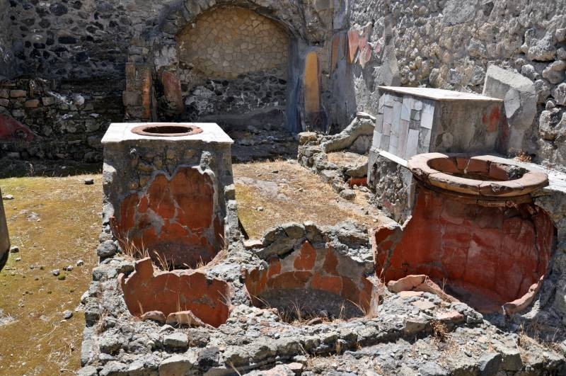 Private Tours of Heraculaneum with Italy Vacation Specialists 