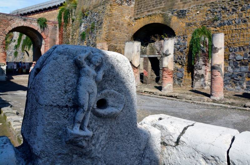 Step Inside Heraculaneum with our Privately Guided Tours 