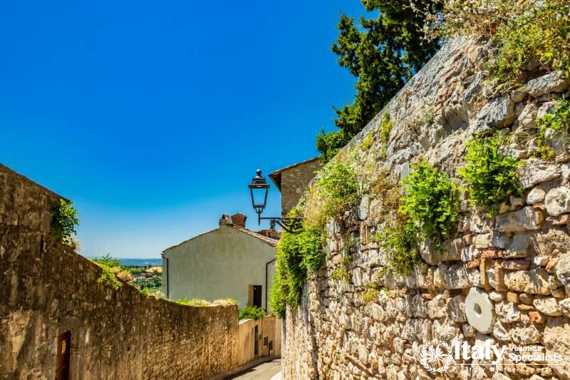 Walking Tours in Umbria with Italy Vacation Specialists