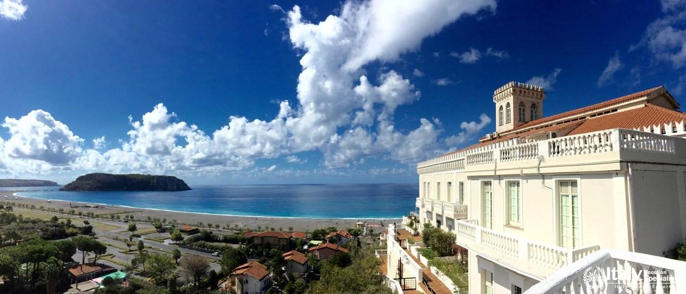 Kingdom of the Sun, Praia a Mare Calabria 