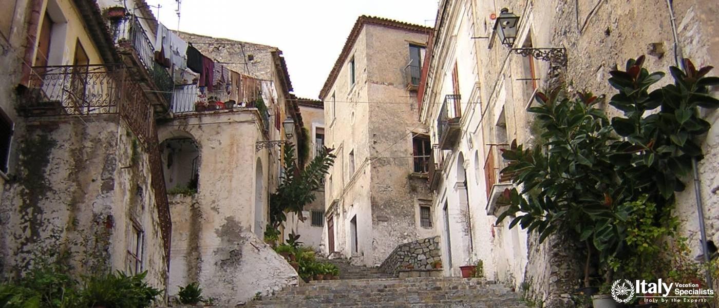 Scalea Calabria Escorted Tours 