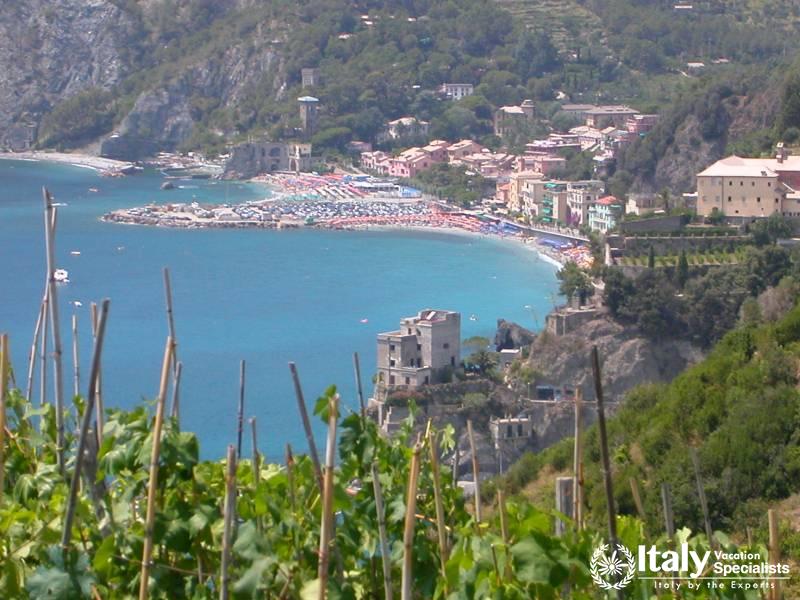 Discover and enjoy Cinque Terre with Italy Vacation Specialists 