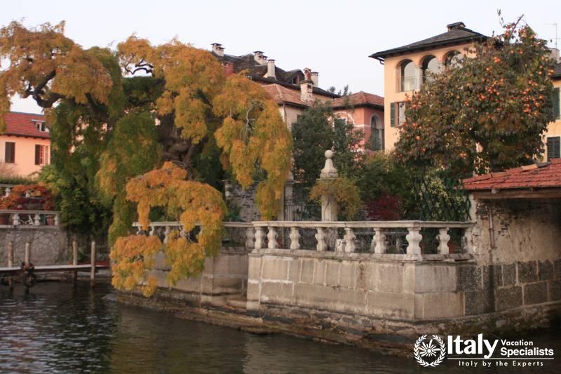 Driver in Lake District Italy with Italy Vacation Specialists 