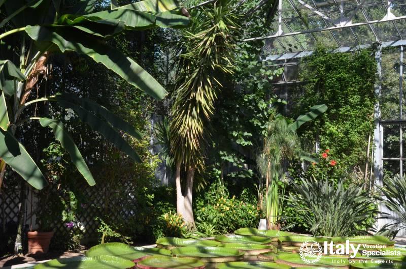 Inside Villa Taranto Italy 