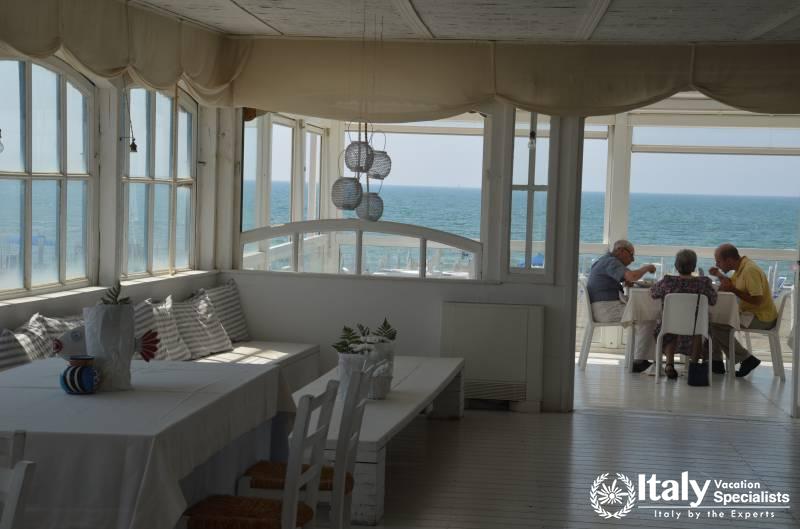 Rome Beach Town Experience 