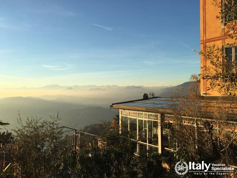  Lake Como 