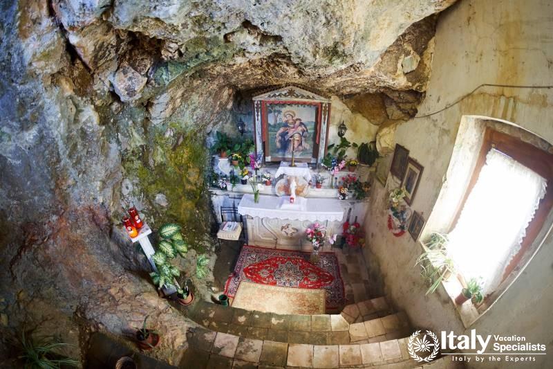 Pilgrim Tours, Calabria 