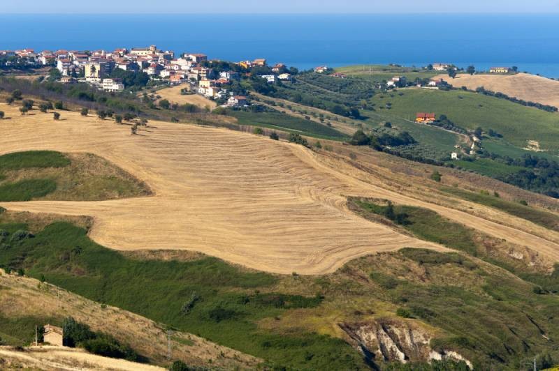 Atri Natural Park (Teramo, Abruzzi, Italy), landscape at summer