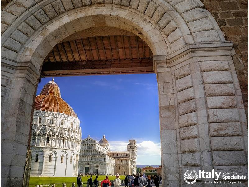 Piazza Dei Miracoli - Pisa