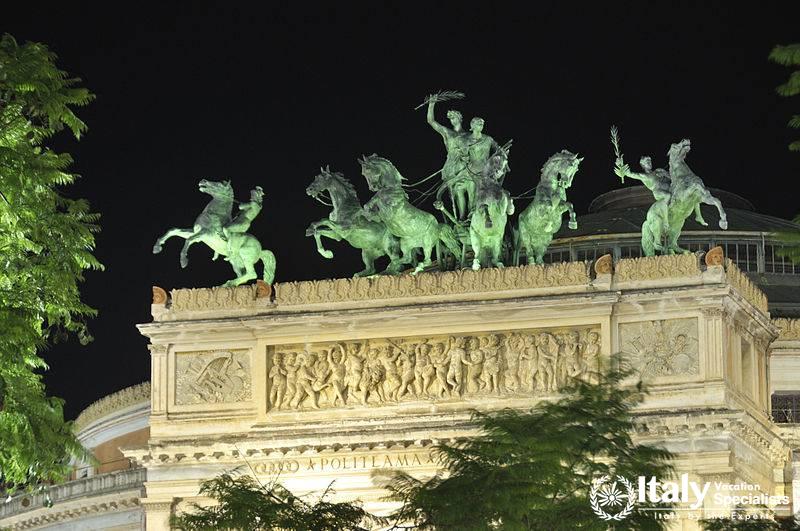 Piazza Della Opera Palermo 
