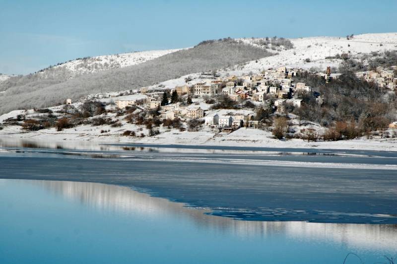 Lake of Campotosto, Abruzzo, National Park of Gran Sasso, Italy