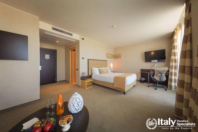 En suite in MH Matera Hotel