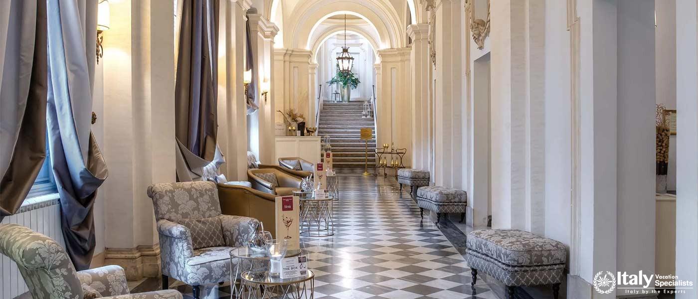 Beautiful and elegant lobby of Donna Camilla Savelli 