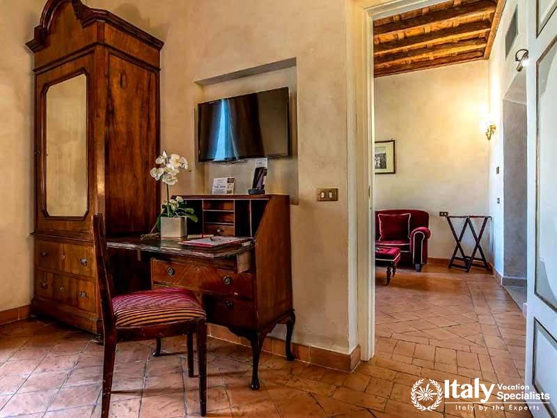 Indoor Furniture at Donna Camilla Savelli