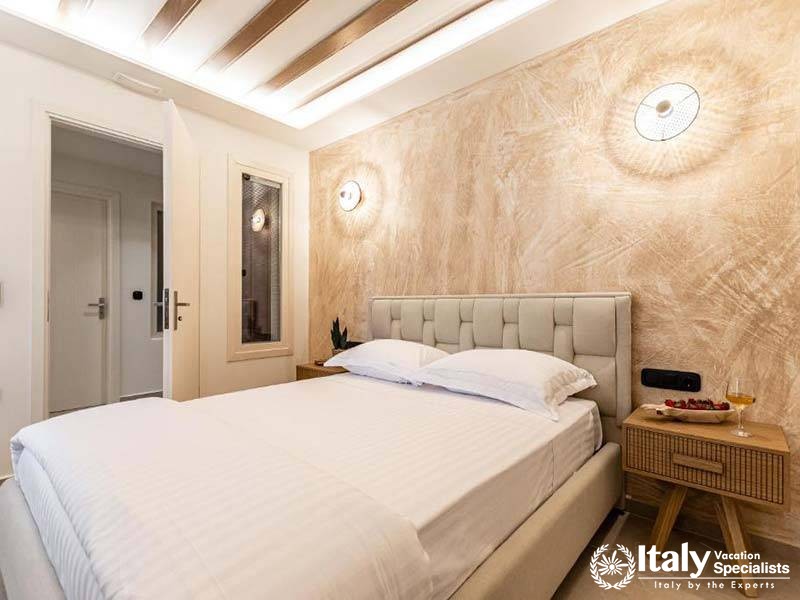 Modern room decor with natural elements at Perla Hotel in Naxos, Greece