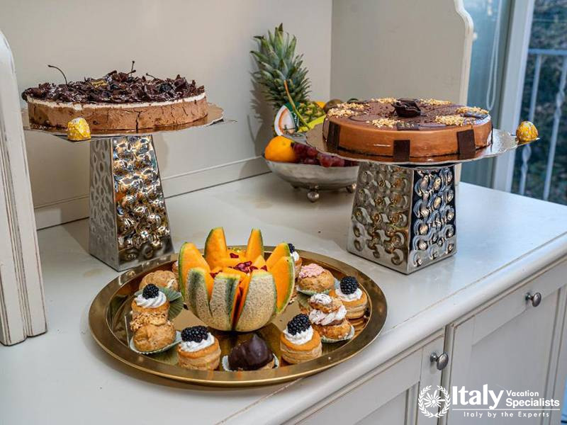 Exquisite Cakes and Fruit Delights at Hotel Colomba D'Oro in Tropea, Italy