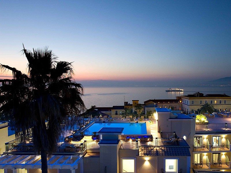 La Favorita Roof Top Swiming Pool 