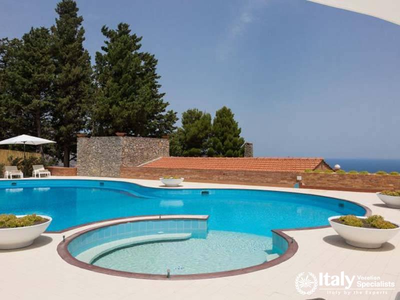 Big Swimming Pool with views at Villa Sussurro delle Onde