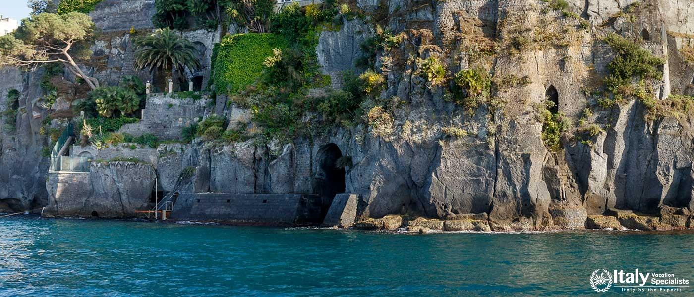 Affordable villa for 4 people with amazing views in Amalfi Coast