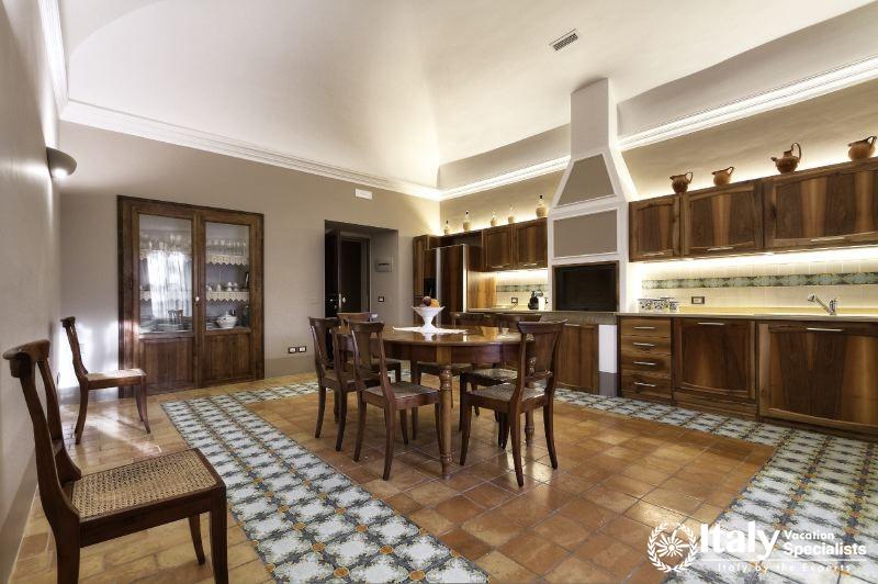 Kitchen/dinning area in Caloroso Villa
