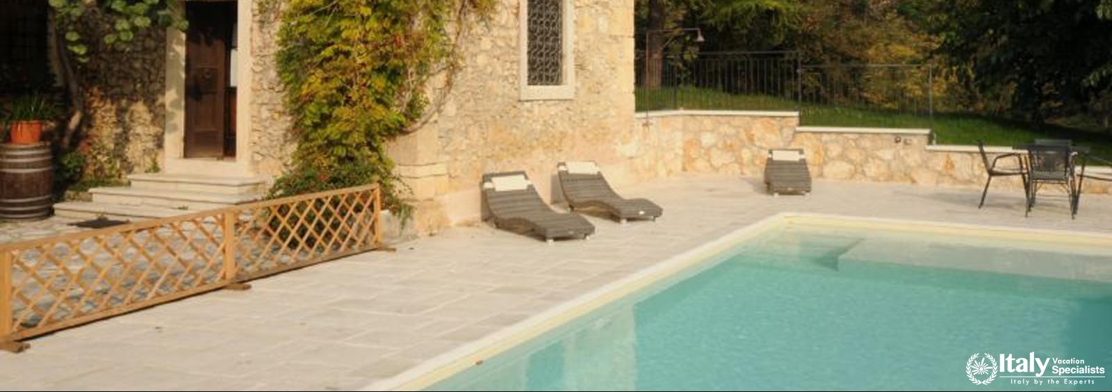 Outdoor swimming pool in Villa Delizioso