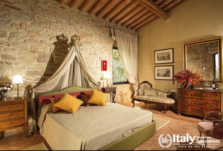 Beautiful bedrooms in Villa Vinaia