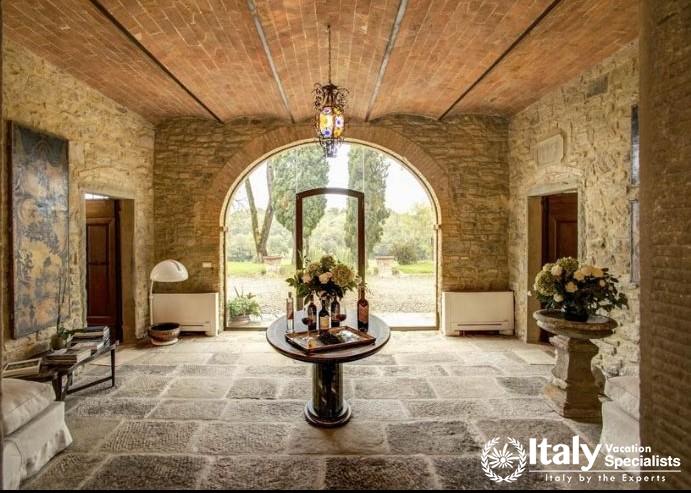 Beautiful decoration in Villa Vinaia