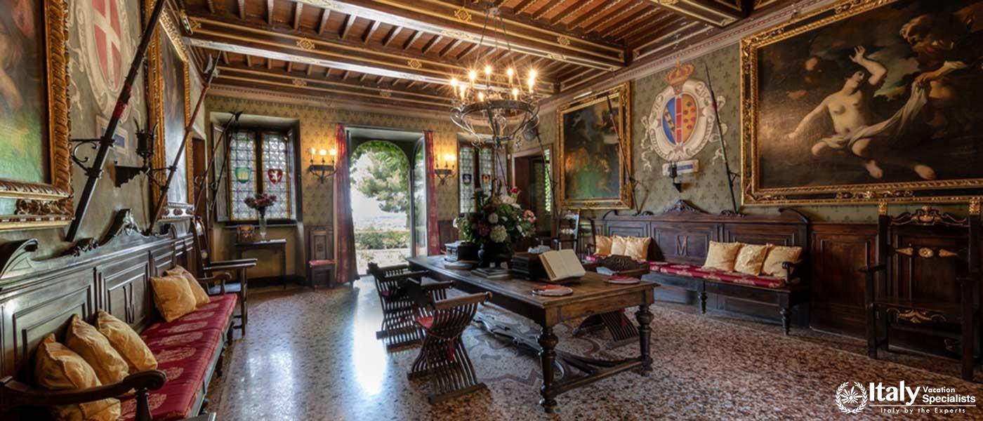 Amazing interior of Bellissimo Palazzo in Maremma