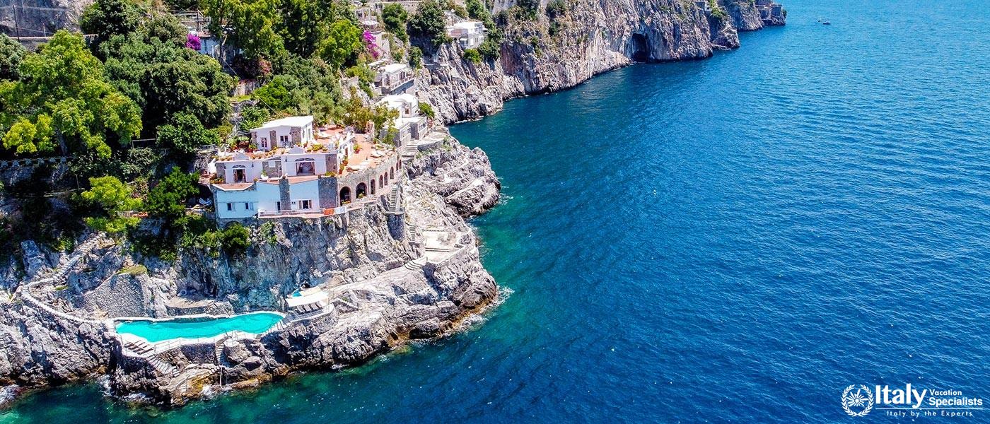Stunning location of Villa Bellissima Vista Mare Italy