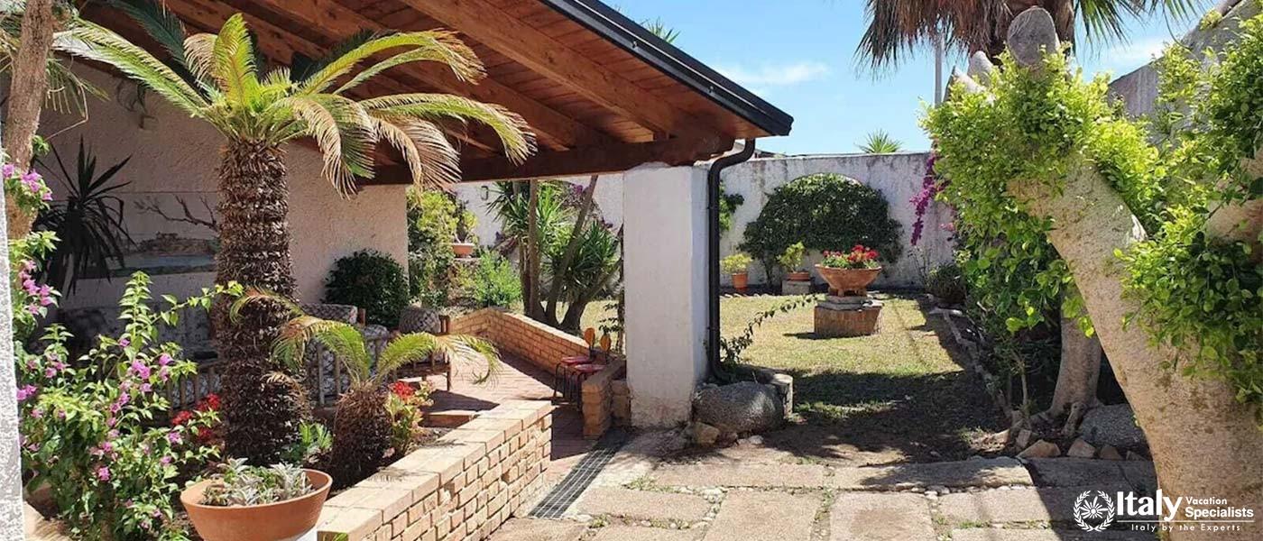 Serene Garden Pathway