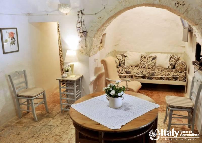 Beautiful sofas and sitting area in Villa Mimma Puglia