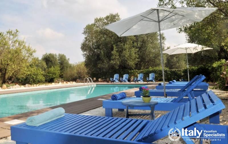 Divine swimming pool in Villa Mimma Puglia