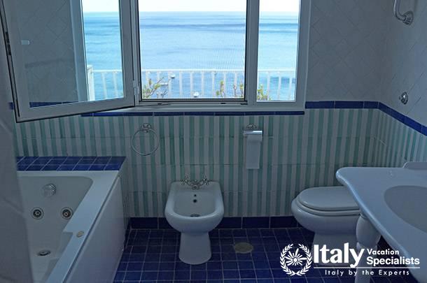 Villa Vita Bathroom - Luxury VIlla POsitano 