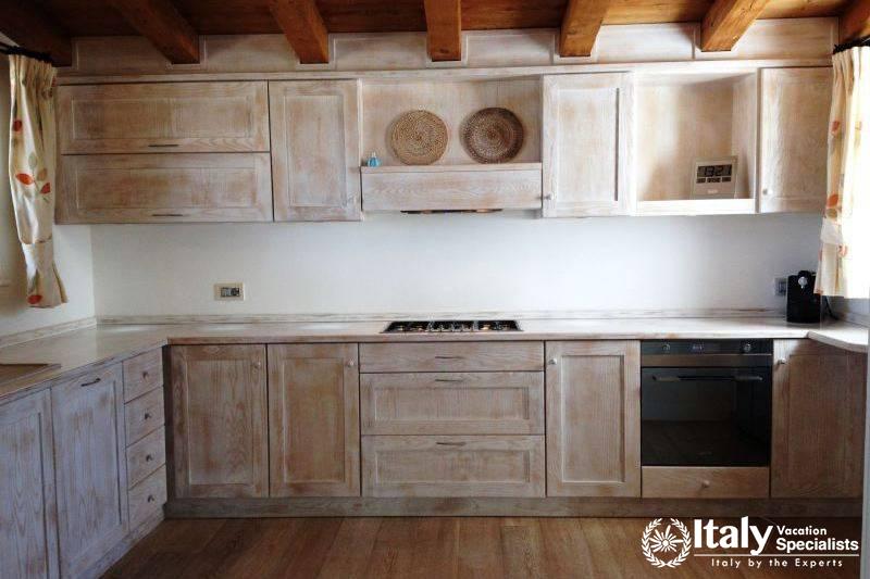Kitchen Villa San Michela 