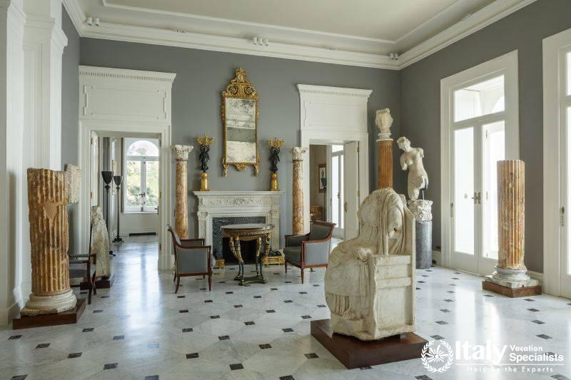 Beautiful living room in the villa for 20 pax