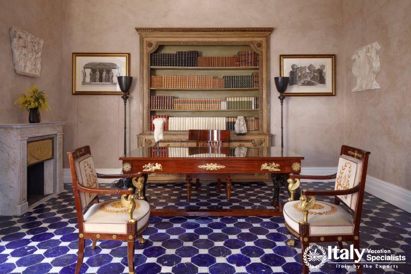  sofas and sitting area in Villa Magia