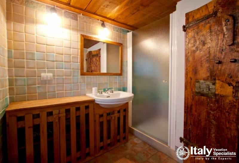   Villa San Martino- Bathroom