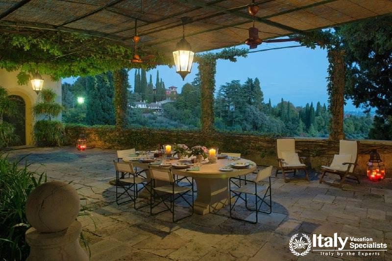 Sitting area in Bella Vista Villa