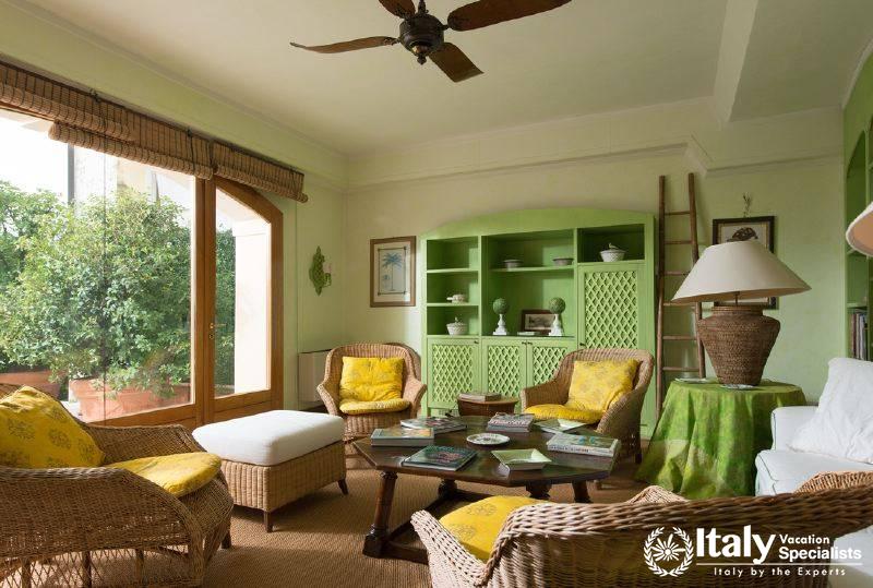 Sitting area in Bella Vista Villa