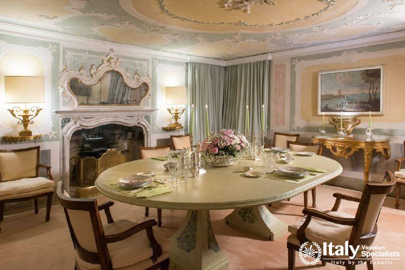 Dinning area in Bella Vista Villa