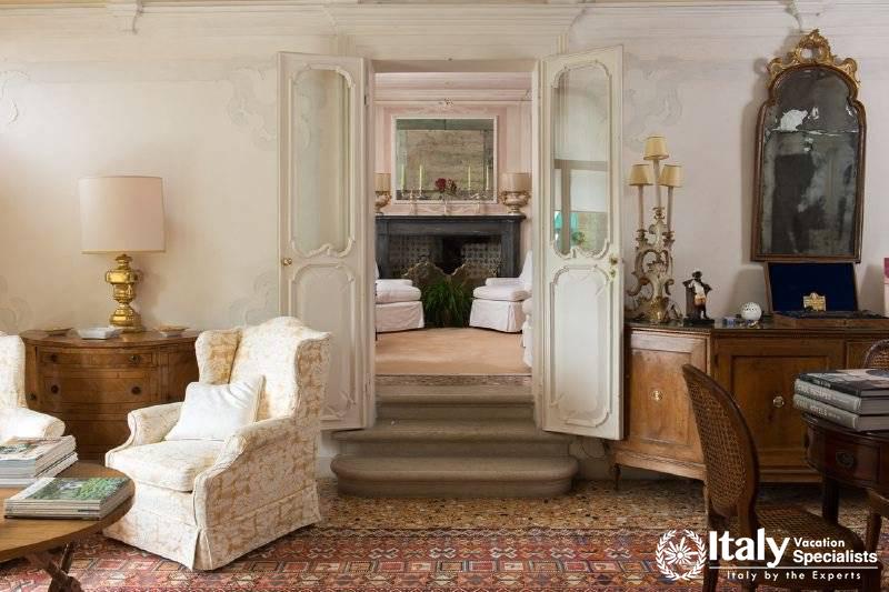 Sofas in Bella Vista Villa