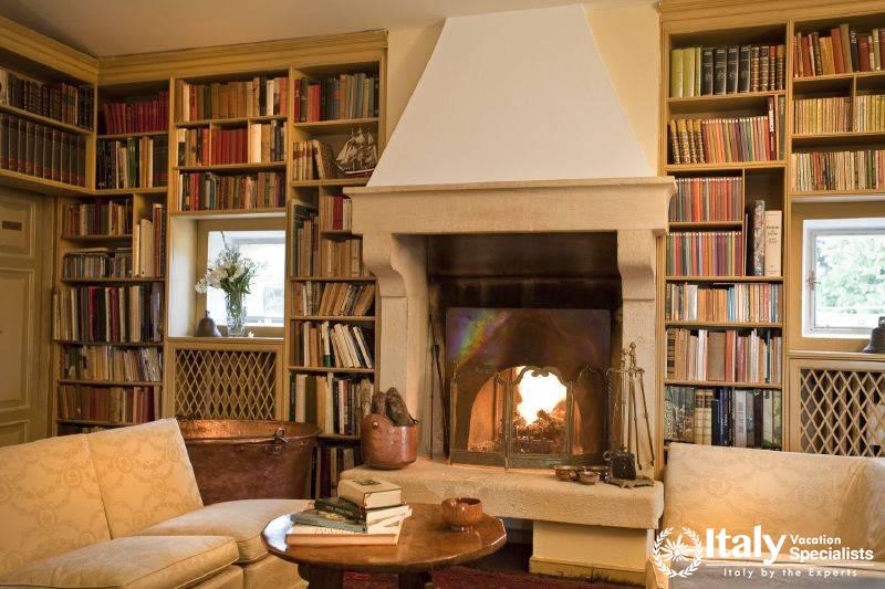 Fireplace in Villa Bellissima