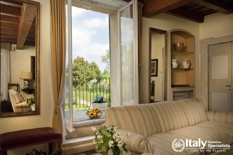 Outside view from window in Villa Bellissima