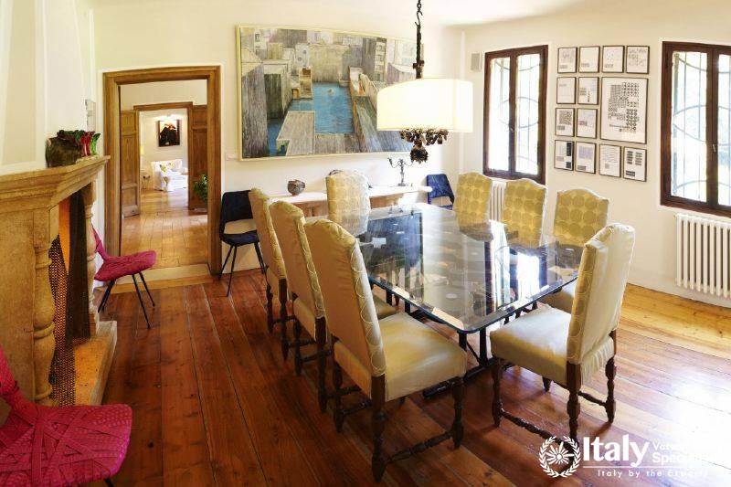 Dinning area in Villa Prodigioso