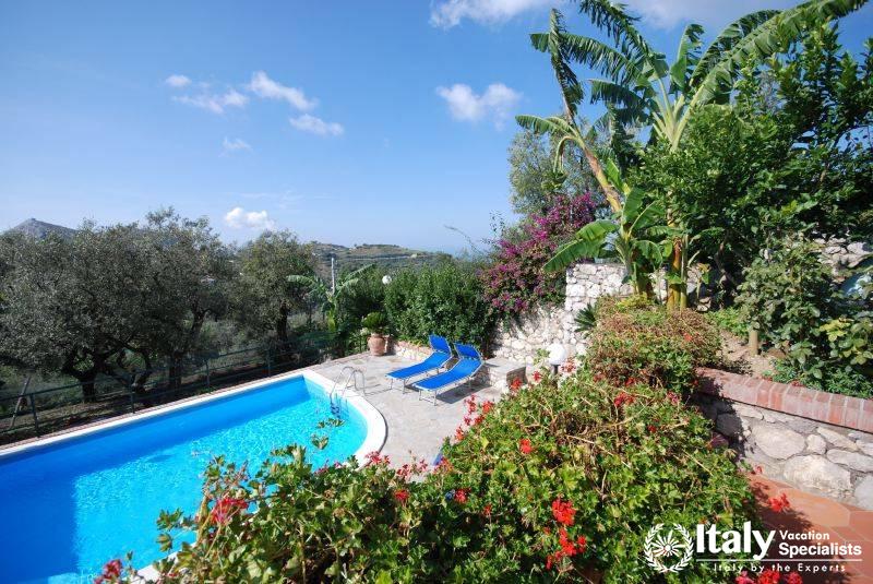Swimming pool in Villa Rocio