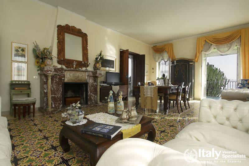 Sitting room in Villa Recupero
