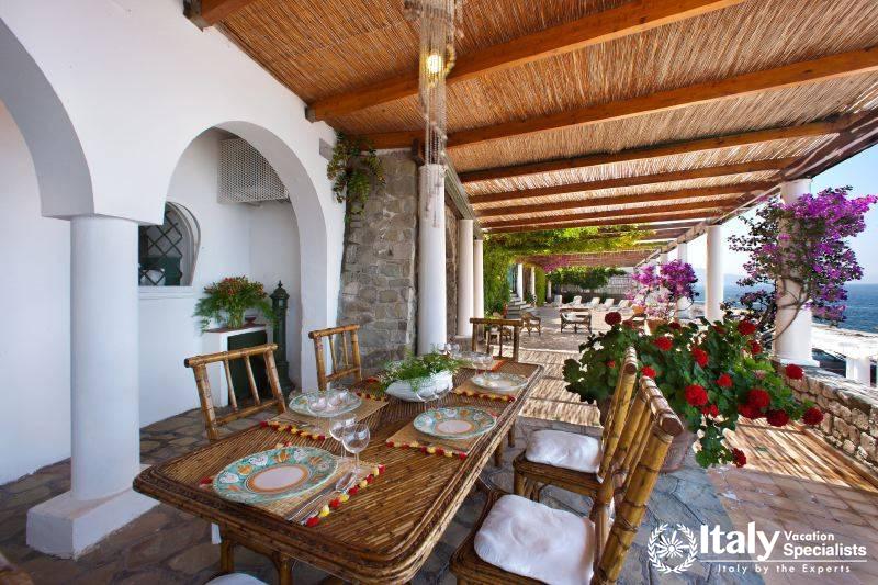 Peaceful outside dinning area in Villa Dolce