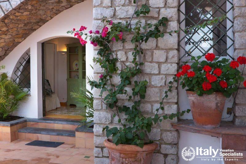 Entrance of Villa Dolce